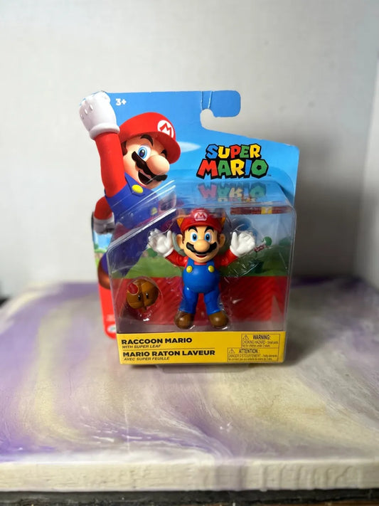 World of Nintendo Super Mario Action Figure 4-Inch Raccoon Mario w/ Super Leaf